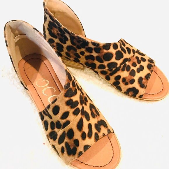 - Ccocci  “Adele” leopard print slides size 5 1/2 - Picture 3 of 5